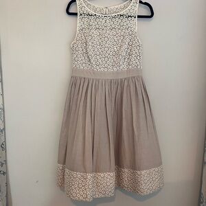 S.L. Fashions Embroidered Daisy Tulle Dress | Size 6